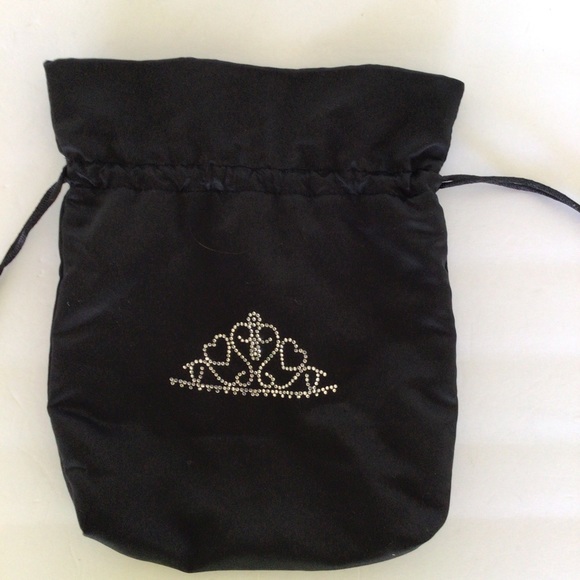 BLACK SATIN DRAWSTRING EVENING BAG - Picture 3 of 12